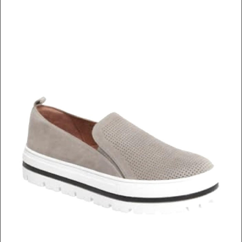 Halogen Teagan Sneaker Size 9